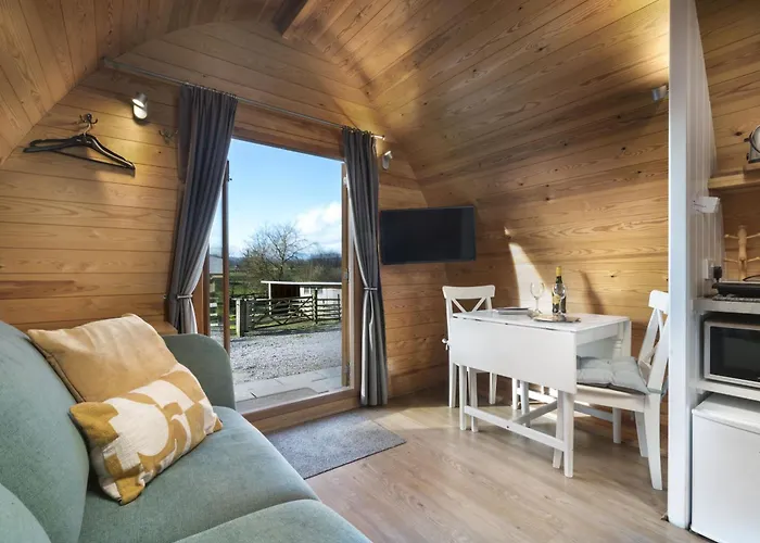 Willow Tree Pod Holiday home